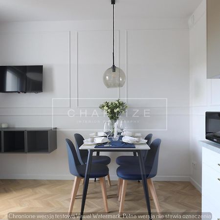 4 Stars, New Luxury Butterfly & Bike Apartments, Gdynia Orlowo, 15 Wyposazonych Mieszkan, Z Sypialnia, Winda I Platnym Parkingiem, Wysoki Standard Summerwinter, Blisko Molo Orlowo, Drog Rowerowych, Stadniny I Golf Park Exterior photo
