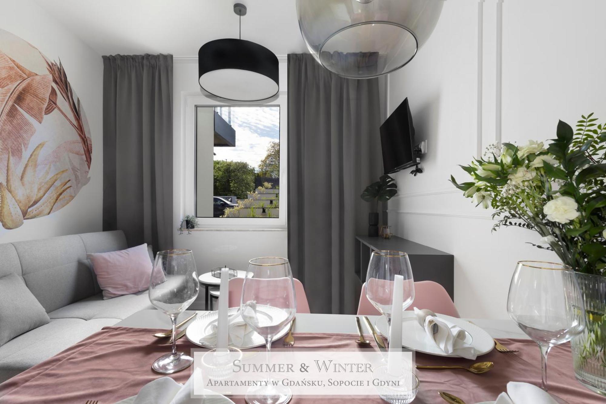 4 Stars, New Luxury Butterfly & Bike Apartments, Gdynia Orlowo, 15 Wyposazonych Mieszkan, Z Sypialnia, Winda I Platnym Parkingiem, Wysoki Standard Summerwinter, Blisko Molo Orlowo, Drog Rowerowych, Stadniny I Golf Park Exterior photo